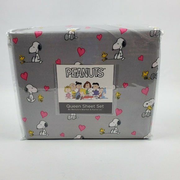 Berkshire Bedding Berkshire Peanuts Queen Sheet Set Snoopy Hearts Poshmark